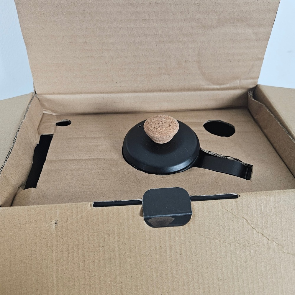Bodum Melior Electric Gooseneck Water Kettle 27oz Matte Black Cork 11883-259US - Picture 4 of 4